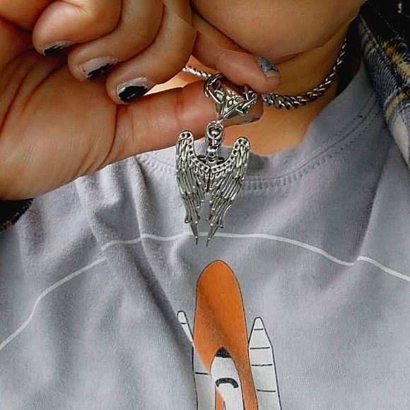 Necklace - Picture 7 of 7